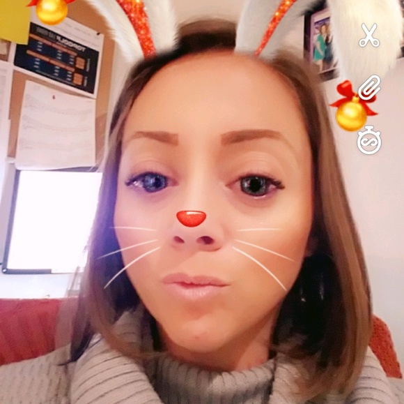 Meet your Posher, Stefanie - Picture 1 of 1